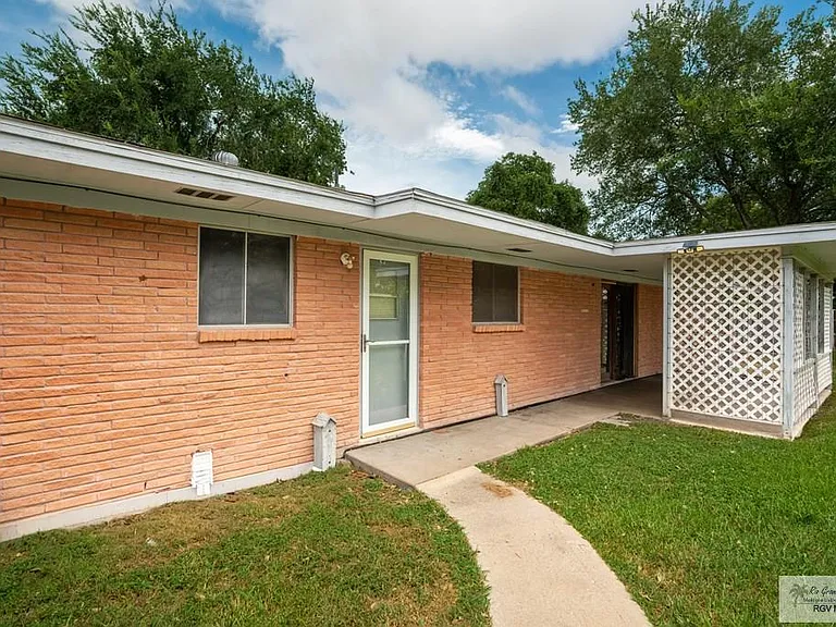 2202 Ella Ave — Photo 17