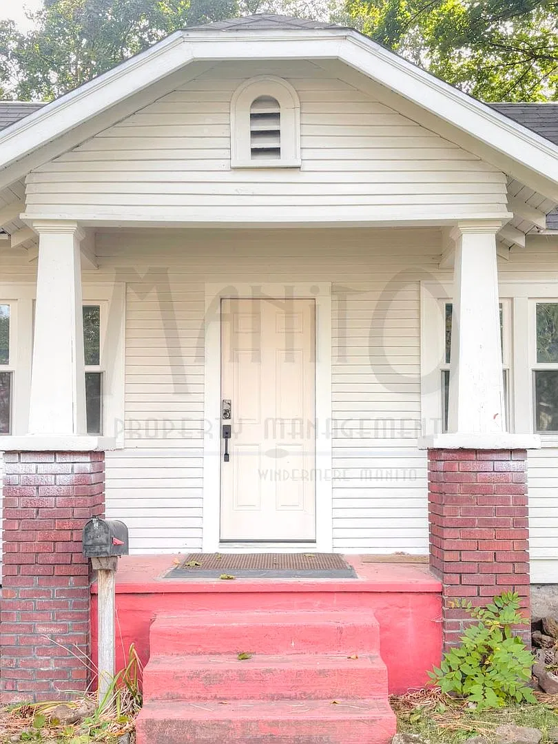 Furnished Perry District Bungalow — Photo 3