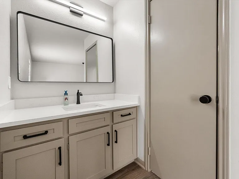 3008 Lafayette St — Photo 19