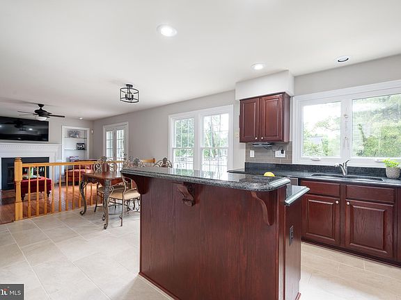 4th image of 8518 Century Oak Ct