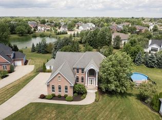 8190 Melissa Renee Ct, Williamsville, NY 14221