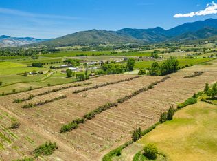 0 Foss Rd, Talent, OR 97540