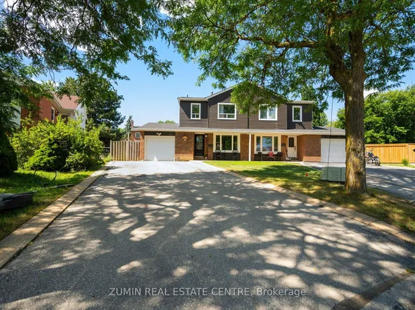 36 Jeanette Pl, Brampton, ON L6S 3H6