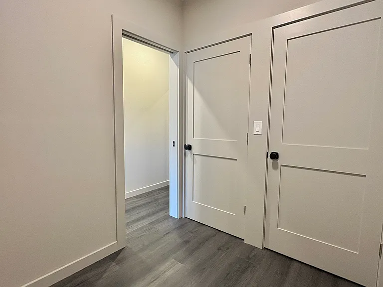 176 Hudson St #1 — Photo 10