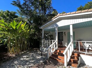 3245 Oak Ave, Miami, FL 33133