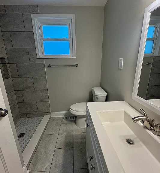 1049 Hemphill Ave NW — Photo 9