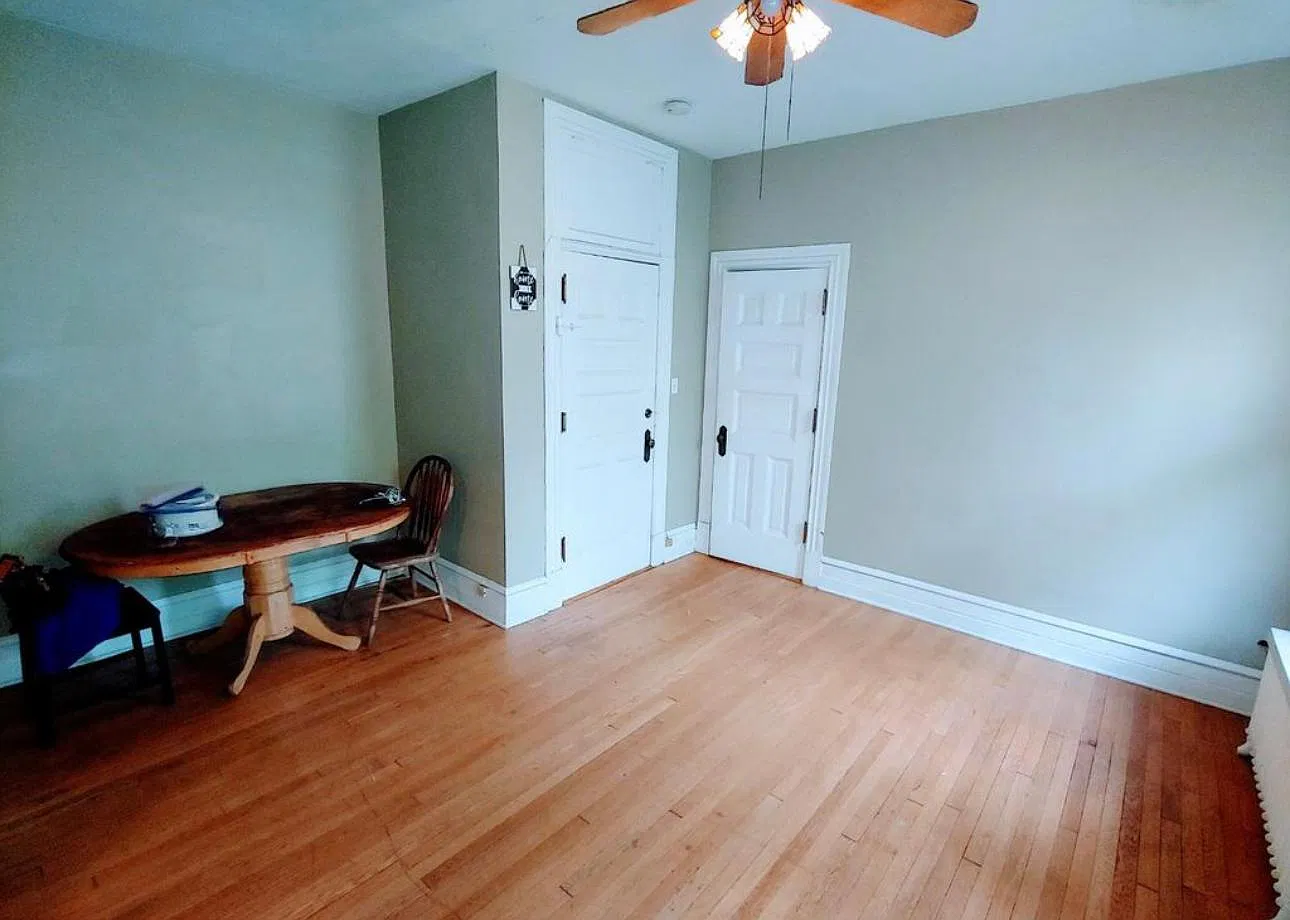 Studio, 450 sqft, $795 — Photo 2