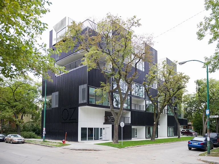 90 Bole St #402 — Photo 1