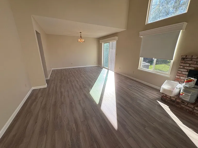1100 Limeridge Dr — Photo 5