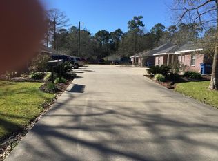 585 N Perkins Ferry Rd #B, Lake Charles, LA 70611