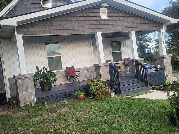 5th image of 3116 Rector St