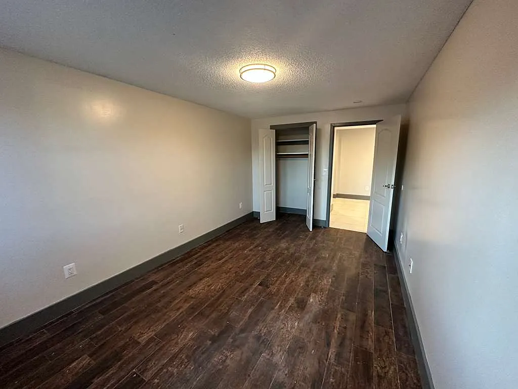 2 bed, 1.5 bath, $1,850 — Photo 3