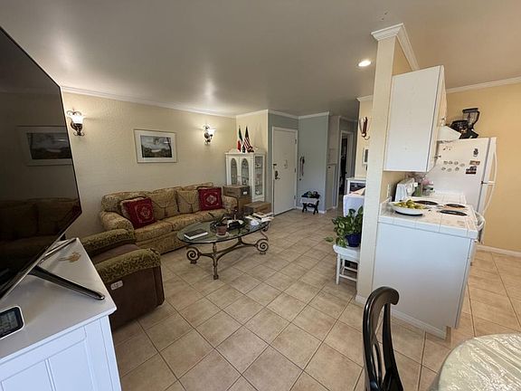4th image of 11177 Kelowna Rd APT 12