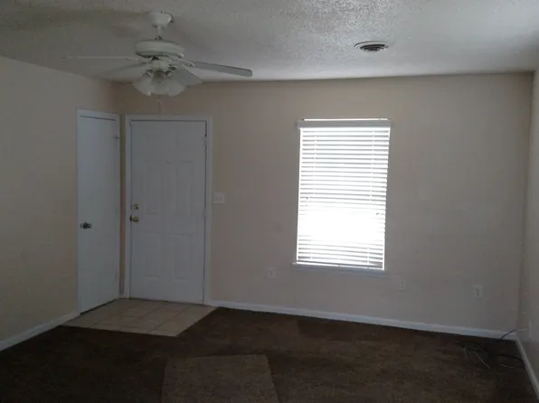 412 N Long St, Salisbury, NC 28144