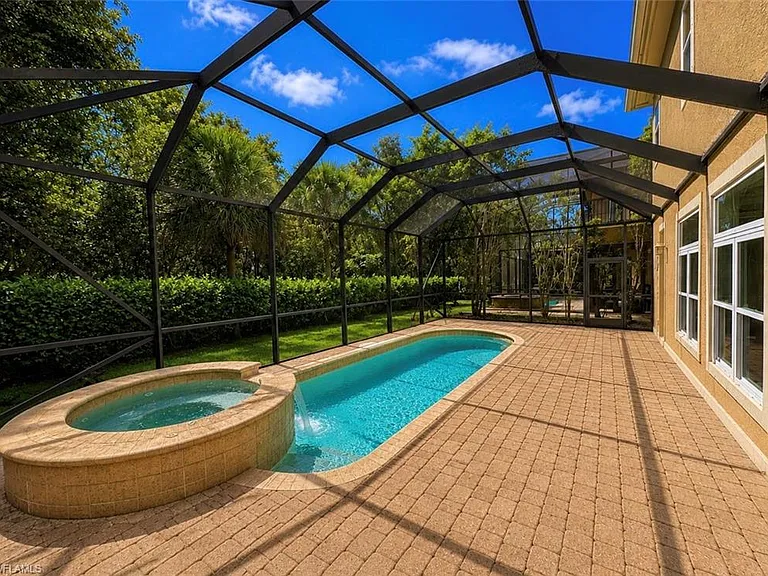 2915 Coco Lakes Dr — Photo 8