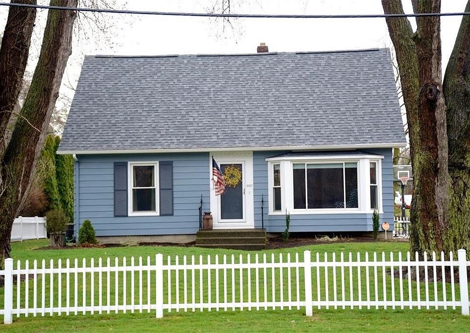 1st image of 2637 W 6th St