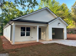 70 E Cole St, Newnan, GA 30263