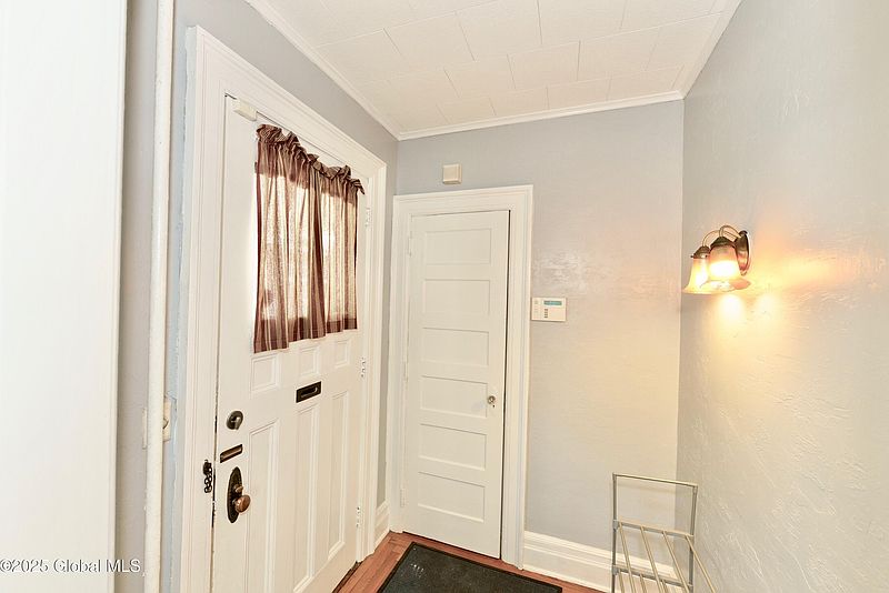 5th image of 2161 14th Street