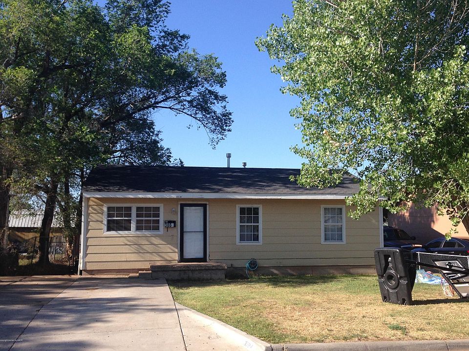 1st image of 3004 NE 11th Ave