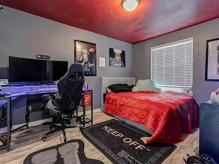 22127 Roxanne Field Ln — Photo 23