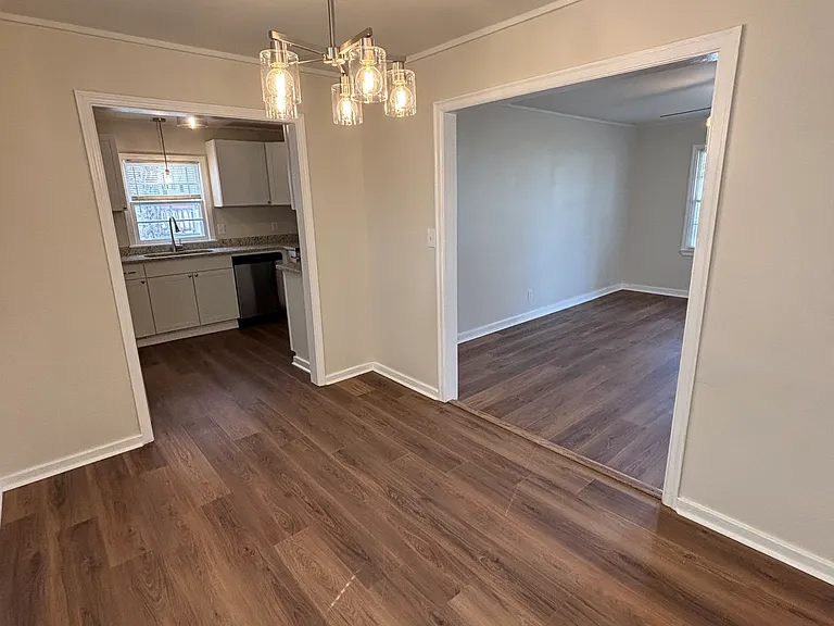 4201 Hawthorne Ave SW — Photo 12