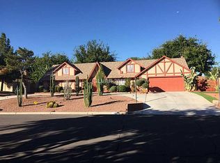 4425 Woodcrest Rd, Las Vegas, NV 89121