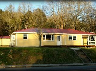 919 S McCrary St, Woodbury, TN 37190