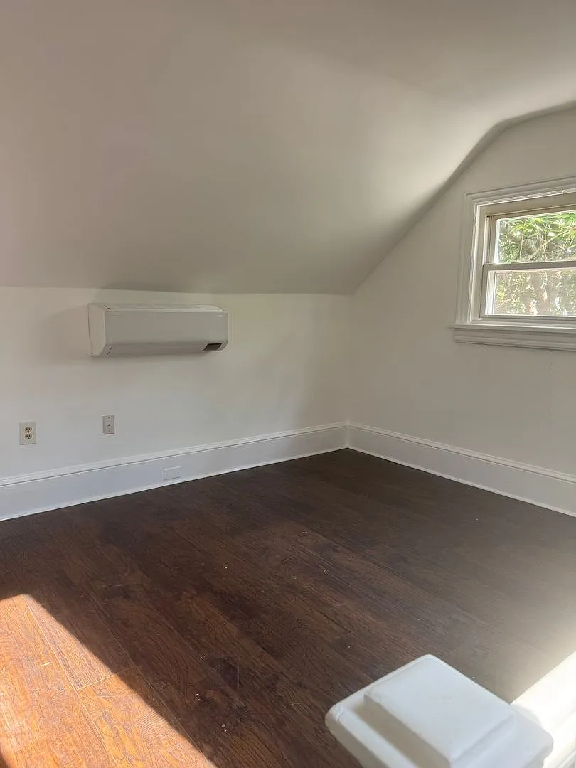 Charming Recently Renovated 1-Bedroom Single-Family Home with Bonus Room — Photo 4