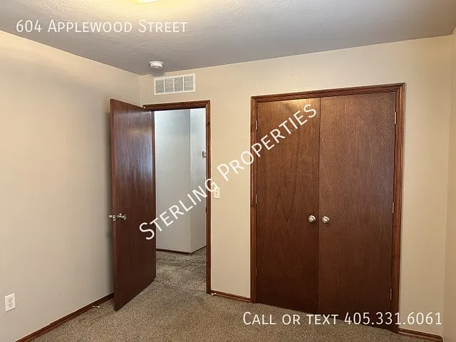 604 Applewood St — Photo 19