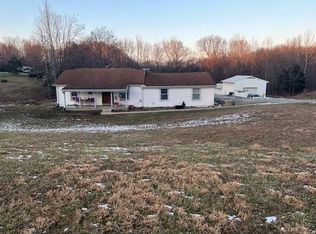 8640 W Georgetown Rd, Columbus, IN 47201