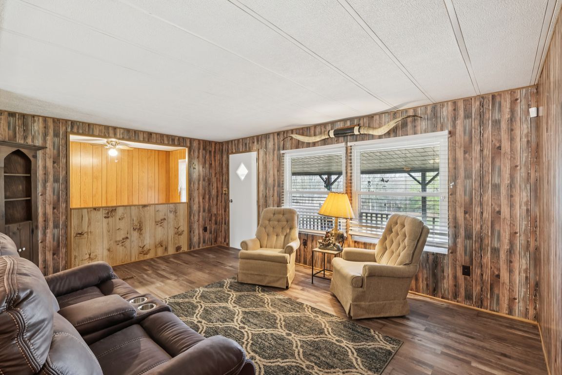 next background image