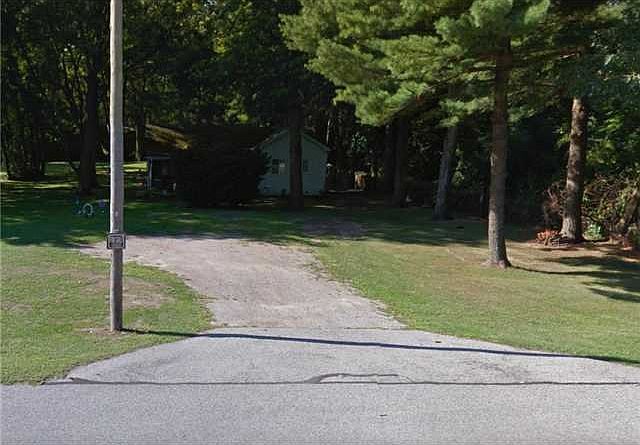 2nd image of 7639 W Bancroft St