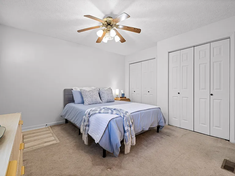 800 Poindexter Ave — Photo 25