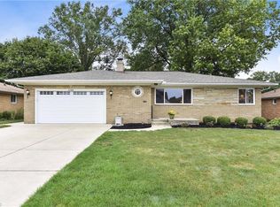 21920 Elizabeth Ave, Fairview Park, OH