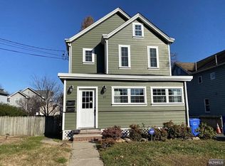 40 Morse Ave FLOOR 1, Rutherford, NJ 07070