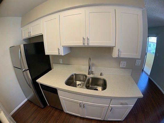 4th image of 1525 10th St #6