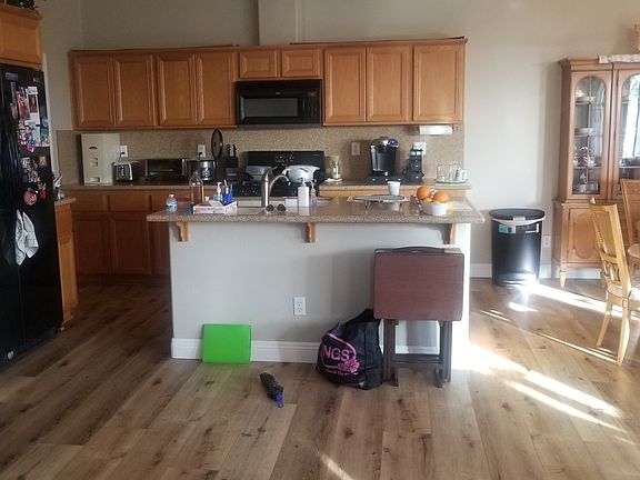 3rd image of 32327 Teton Ln