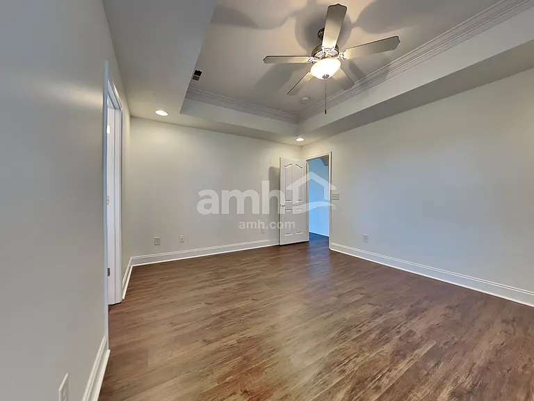 7800 Wisdom Ln — Photo 12