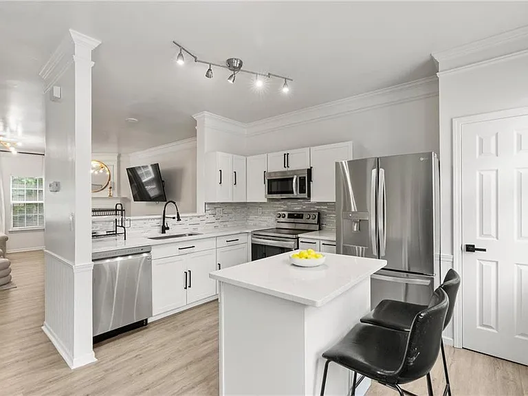 6720 Stoneleigh Way #9 — Photo 14