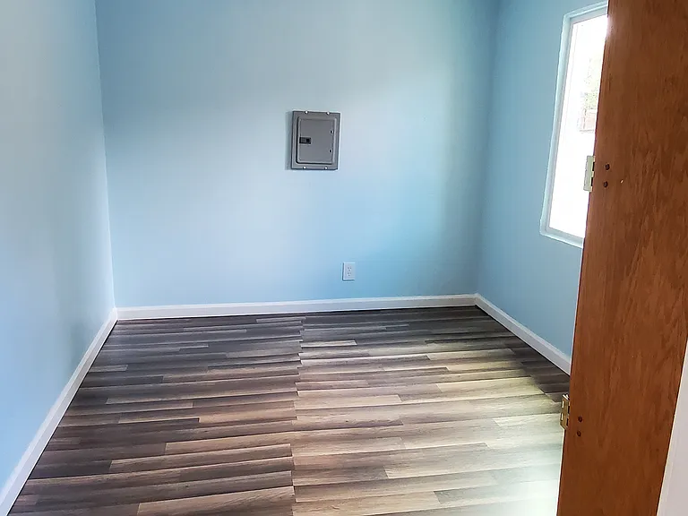 310 Center Ave #400 — Photo 10