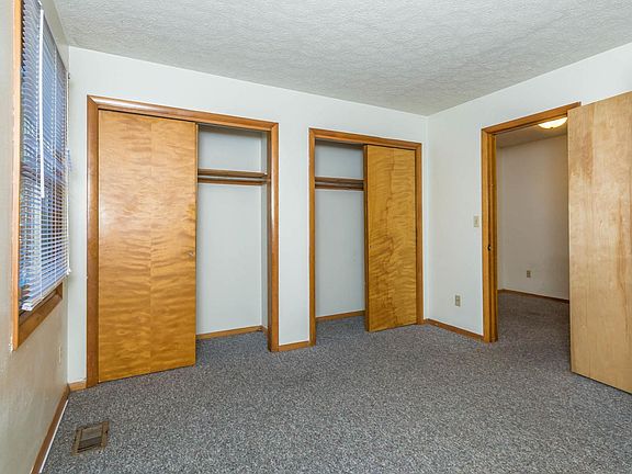 2nd image of 519 E Smith Ave