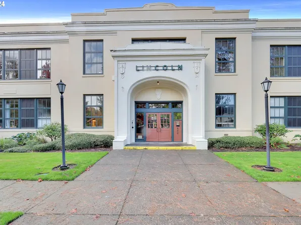 650 W 12th Ave APT 130, Eugene, OR 97402