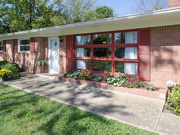 4th image of 5918 N Emerson Ave