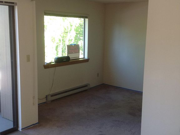 2nd image of 6534 4th Ave NE #203