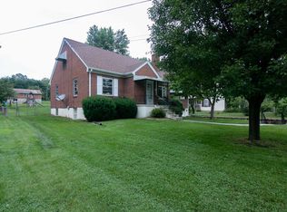 3735 Martinell Ave, Roanoke, VA 24018