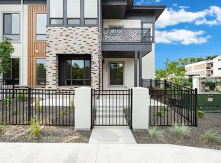 270 S Filbert Ln, Eagle, ID 83616