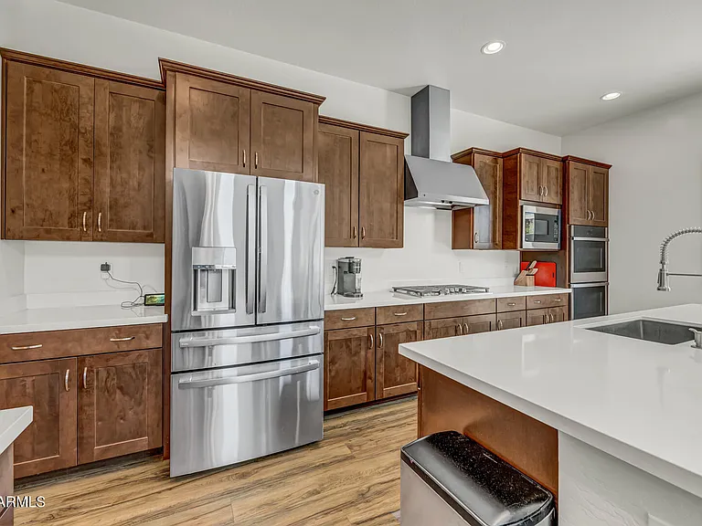 829 E Monte Way — Photo 12