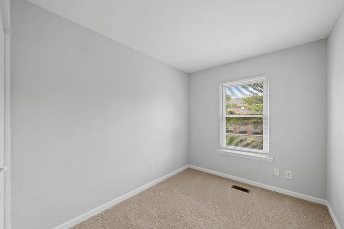 253 Greenbrier Ave — Photo 11