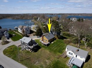 35 Flintstone Rd, Narragansett, RI 02882