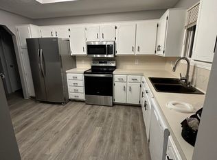 8208 Tucker St, Omaha, NE 68122